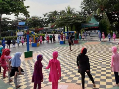 Berenang -02